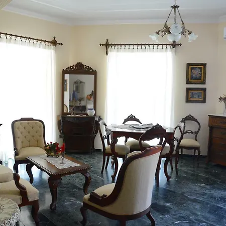 Convenient In The Center Of The City!